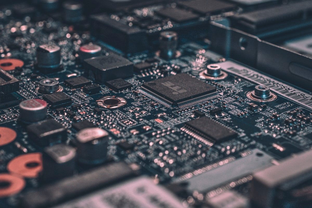 Cloud, mobile and DevOps technology